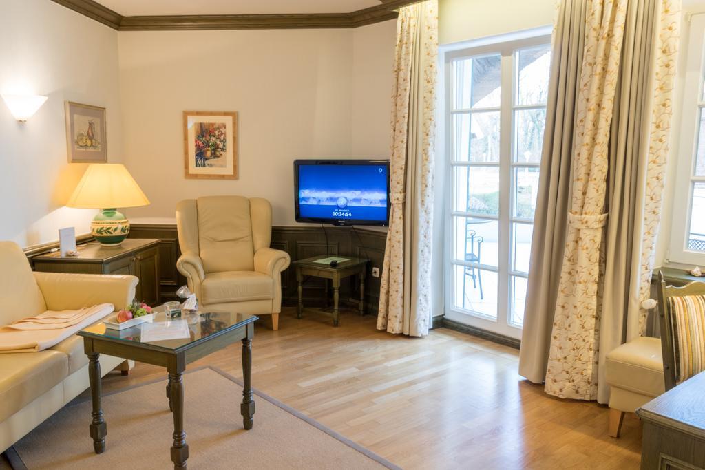 Romantik Hotel Fischerwiege 아렌스호프 외부 사진