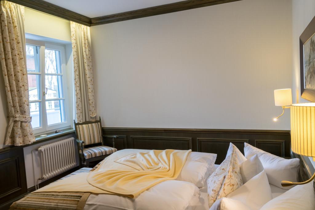 Romantik Hotel Fischerwiege 아렌스호프 외부 사진